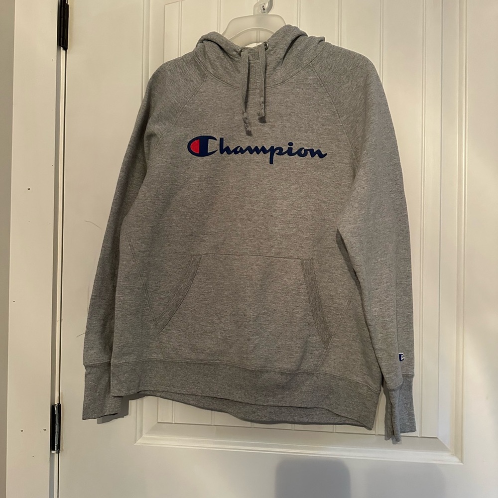 Champion Gray Sweater with Iconic Logo and Ribbed Cuffs